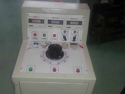 大電流發生器